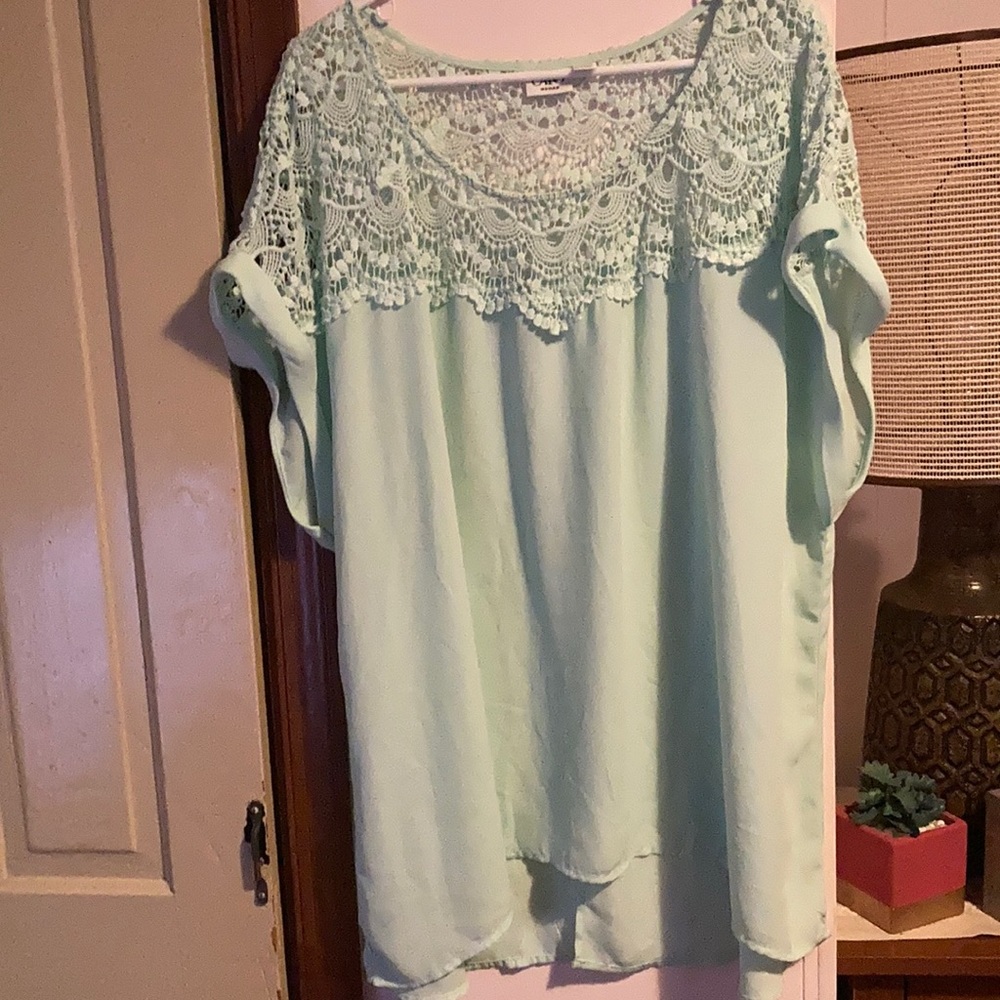 Cato mint top with lace neckline